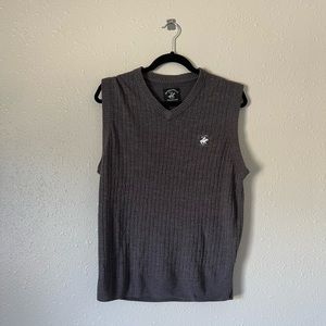 Beverly Hills Polo Club Grey Sweater Vest Unisex Size Medium.